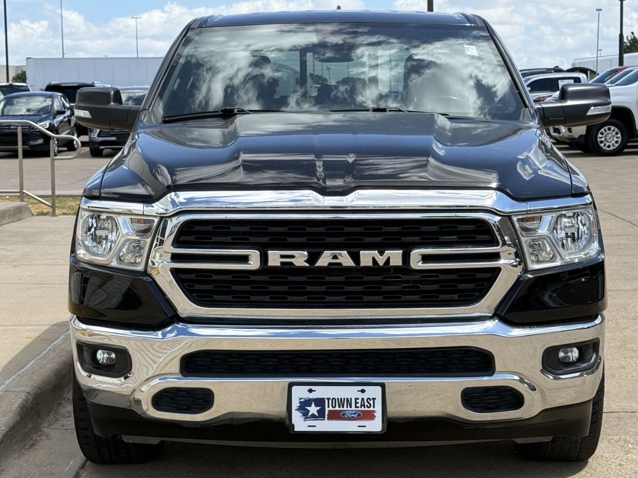 Used 2022 RAM 1500 Big Horn AWD/4WD image 7
