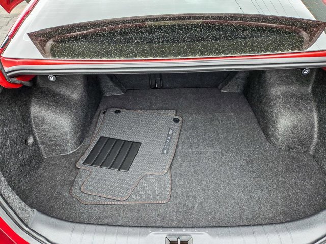 Used 2024 Nissan Altima 2.5 SR AWD/4WD image 29