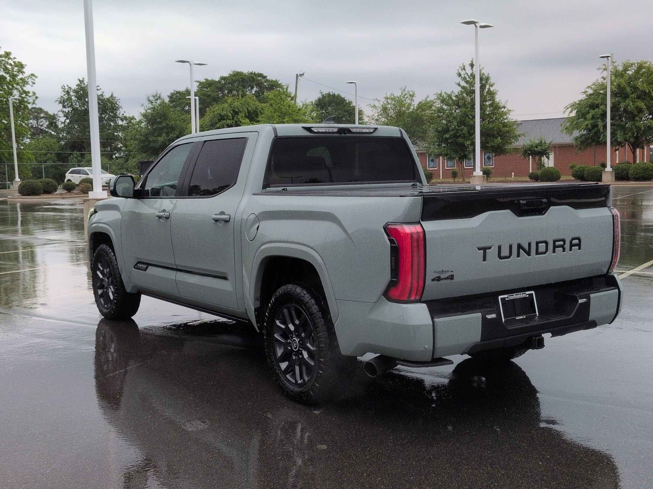 Used 2024 Toyota Tundra Platinum AWD/4WD image 6