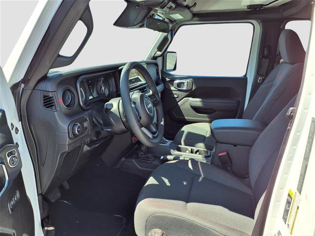 Used 2026 Jeep Wrangler Unlimited Rubicon AWD/4WD image 19