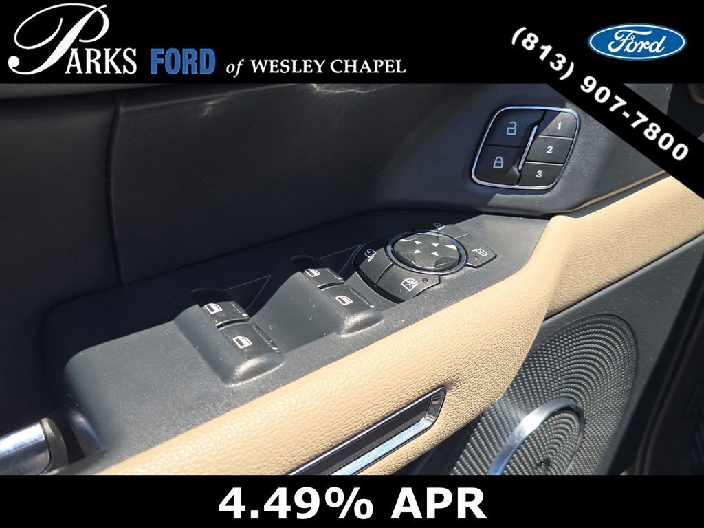 Certified 2023 Ford Expedition XLT image 18