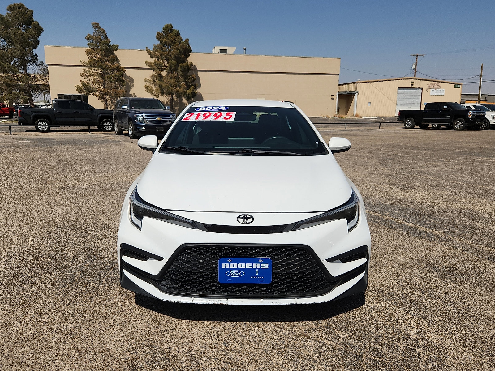 Used 2024 Toyota Corolla SE image 8