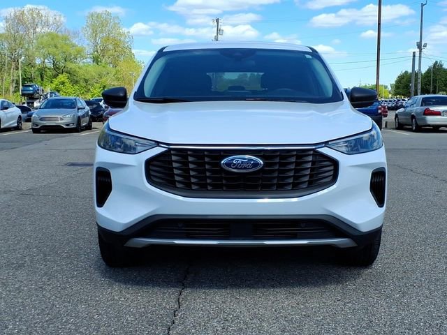 Certified 2023 Ford Escape Active AWD/4WD image 2