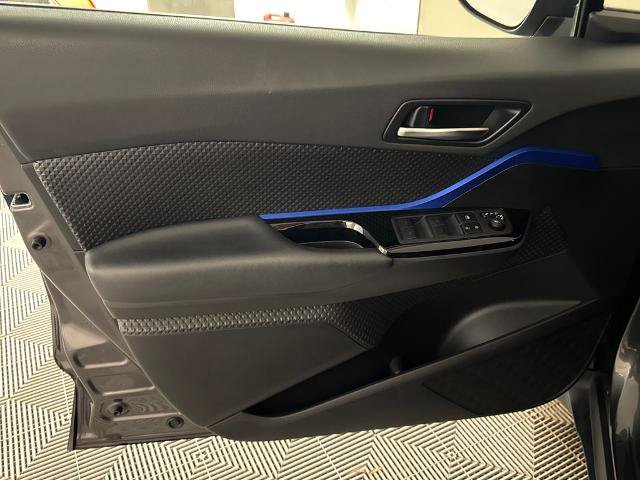 Used 2021 Toyota C-HR XLE FWD image 10