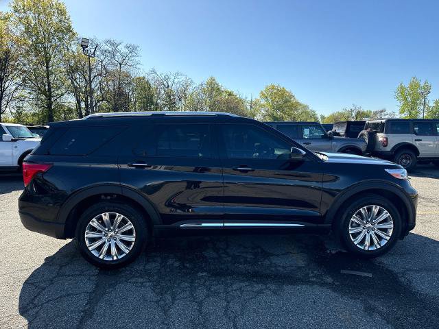 Certified 2024 Ford Explorer Limited w/ Limited Technology Package AWD/4WD image 4