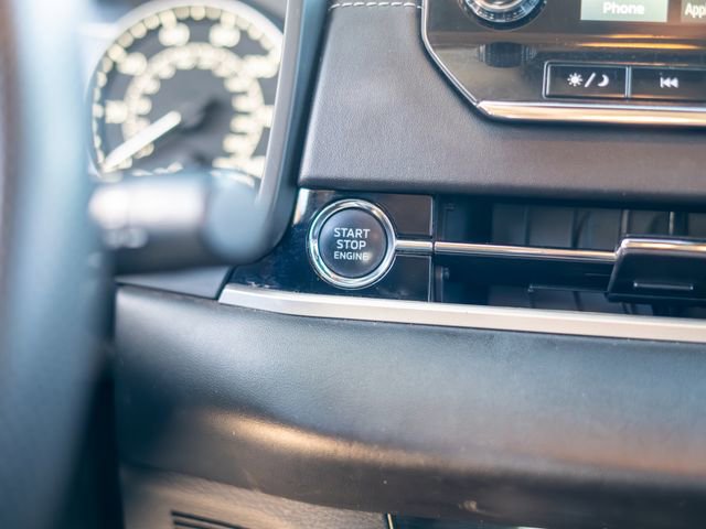 Used 2022 Mitsubishi Outlander SE image 31