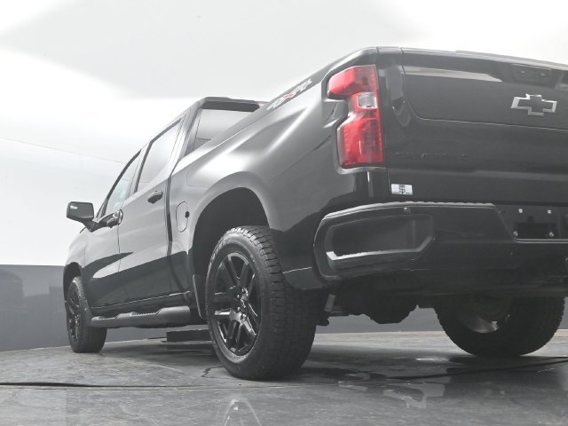 Used 2023 Chevrolet Silverado 1500 Custom w/ 2.7L Blackout Package AWD/4WD image 25