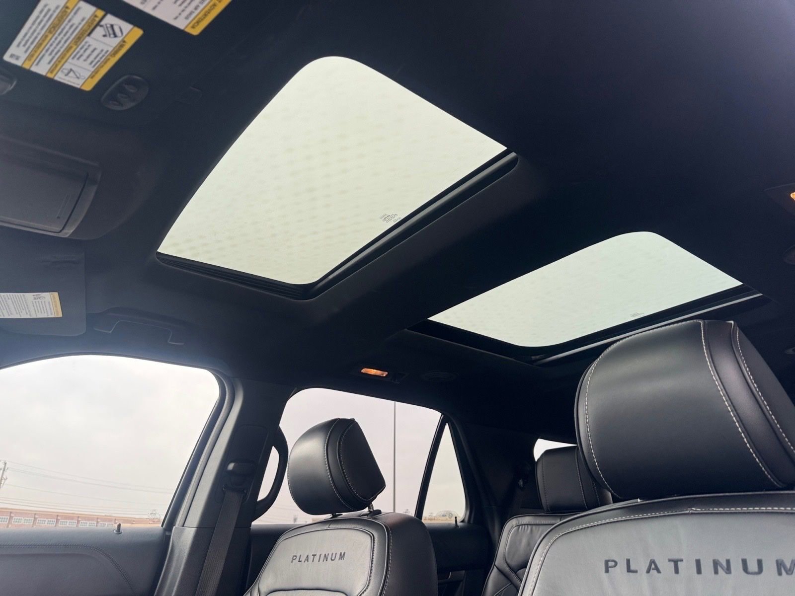 Certified 2017 Ford Explorer Platinum image 26