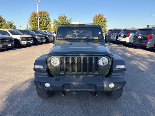 Used 2022 Jeep Wrangler Sport AWD/4WD image 2