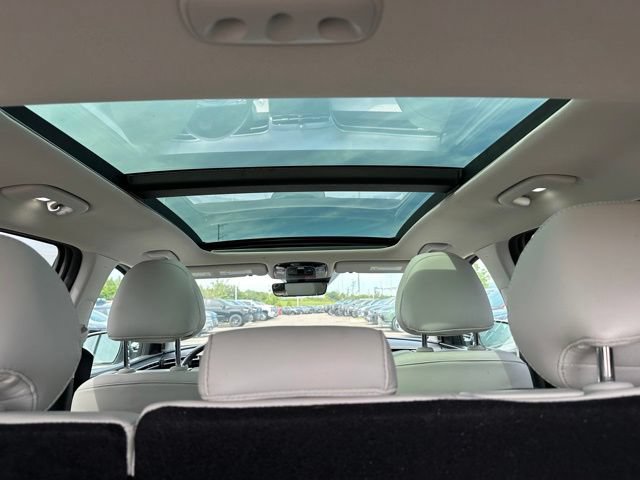 Used 2023 Hyundai Tucson Limited AWD/4WD image 10