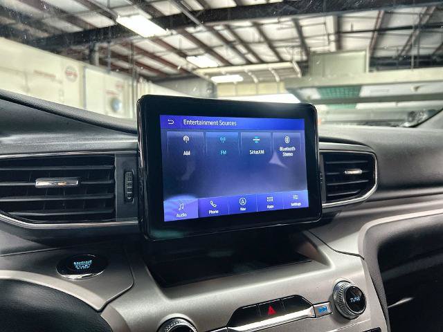 Certified 2022 Ford Explorer XLT w/ Equipment Group 202A AWD/4WD image 34