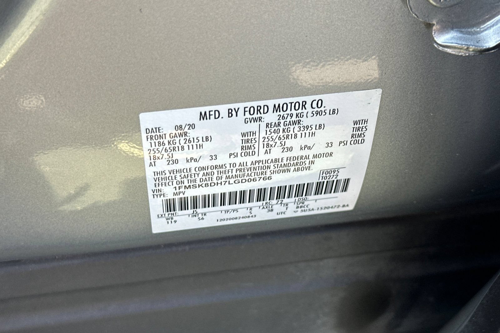 Certified 2020 Ford Explorer XLT w/ Equipment Group 202A AWD/4WD image 32