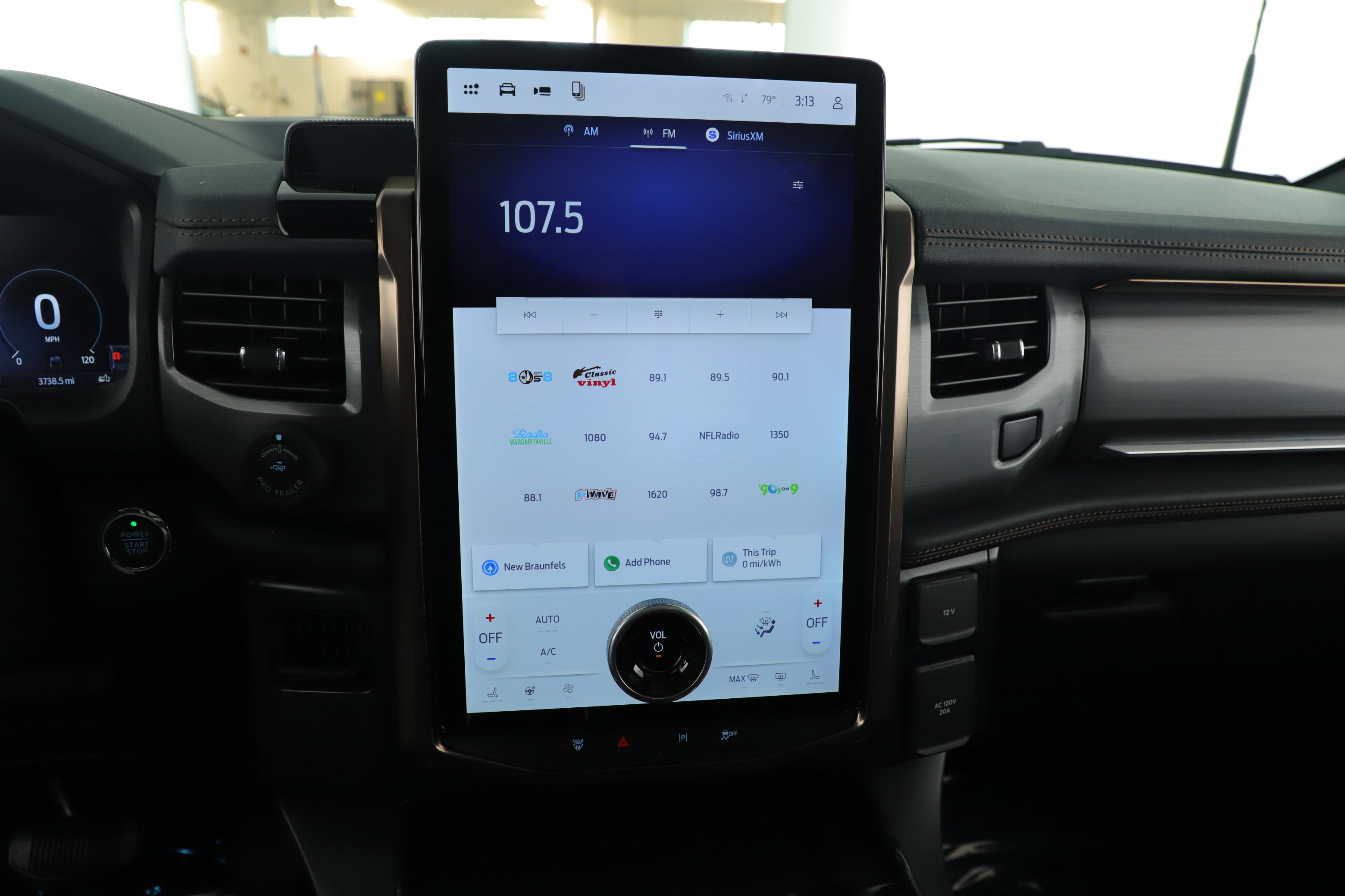 Certified 2025 Ford F150 Lightning Lariat image 21