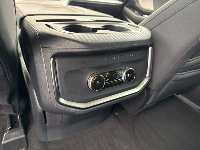 Certified 2025 Ford Expedition Active image 15