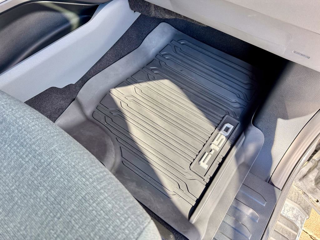 Certified 2025 Ford F150 XLT w/ Equipment Group 303A High image 19