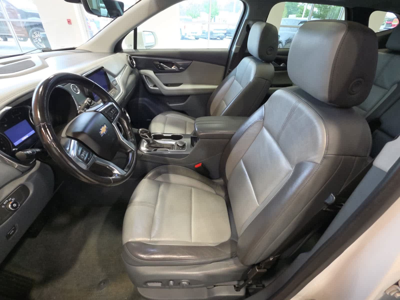Used 2019 Chevrolet Blazer LT w/ Sun and Wheels Package FWD image 16