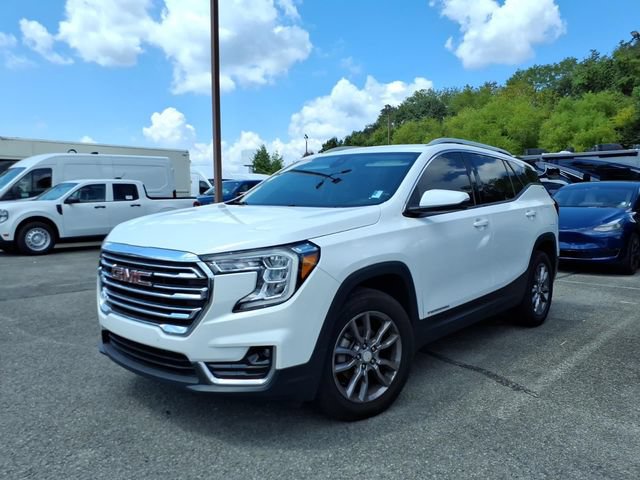 Used 2023 GMC Terrain SLT