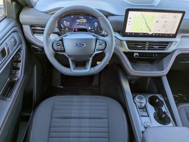 Certified 2026 Ford Explorer ST-Line w/ ST-Line Street Pack RWD image 15