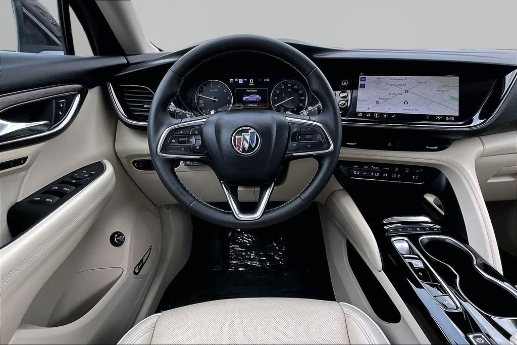 Used 2023 Buick Envision Avenir AWD/4WD image 5