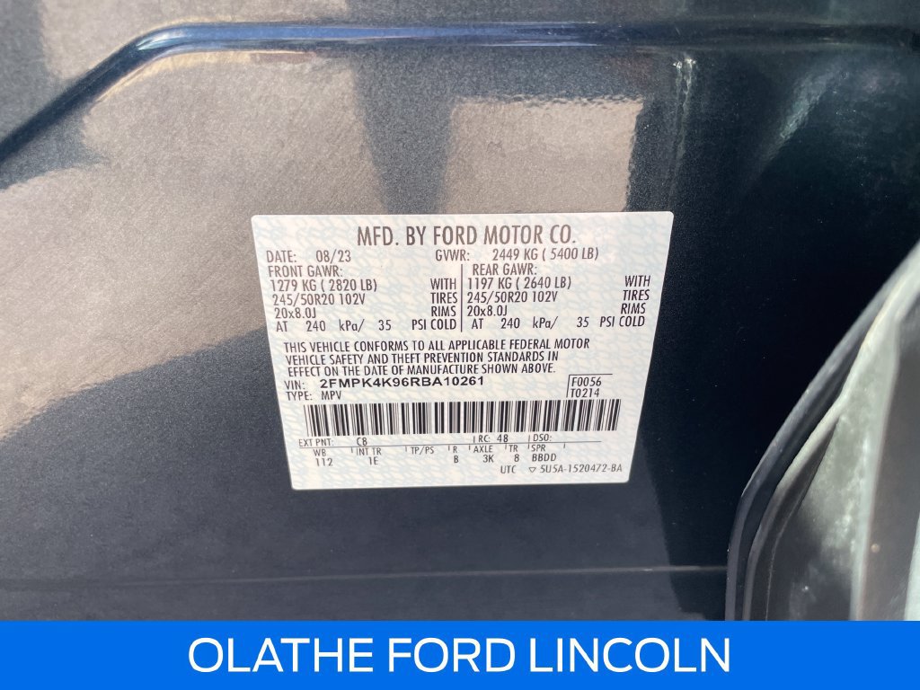 Certified 2024 Ford Edge Titanium w/ Equipment Group 301A AWD/4WD image 22