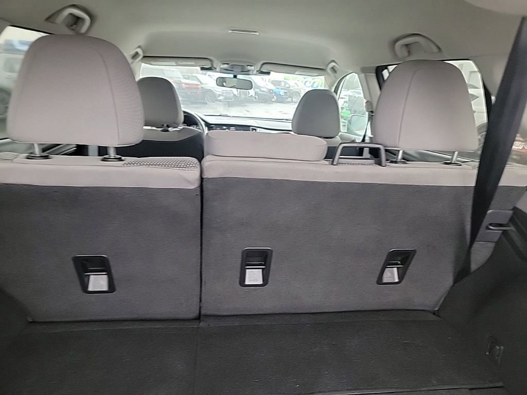 Used 2023 Subaru Outback Premium image 29