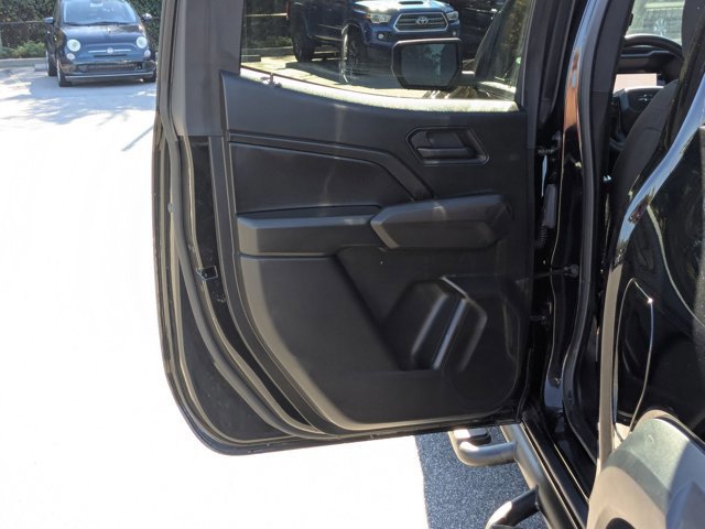 Used 2024 Chevrolet Colorado Trail Boss w/ Technology Package image 28