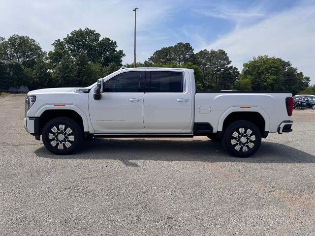 Used 2024 GMC Sierra 2500 Denali w/ Denali Reserve Package AWD/4WD image 4