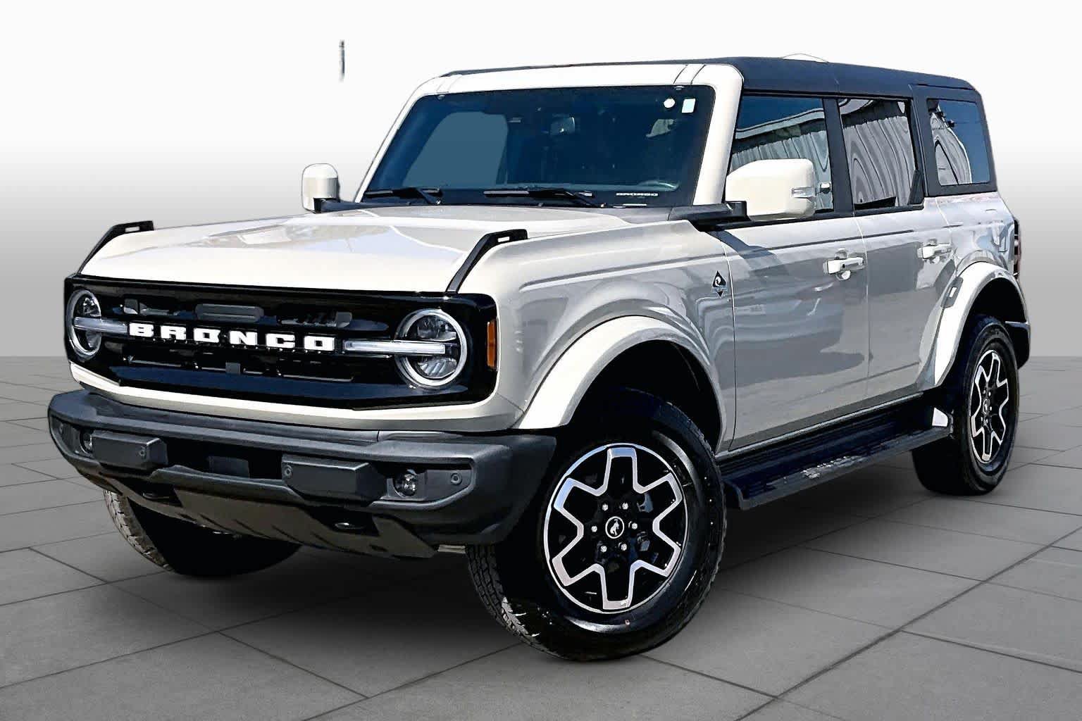 Certified 2025 Ford Bronco Outer Banks AWD/4WD image 35