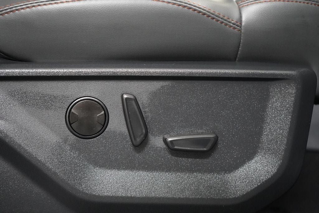 Certified 2025 Ford Expedition Active AWD/4WD image 25