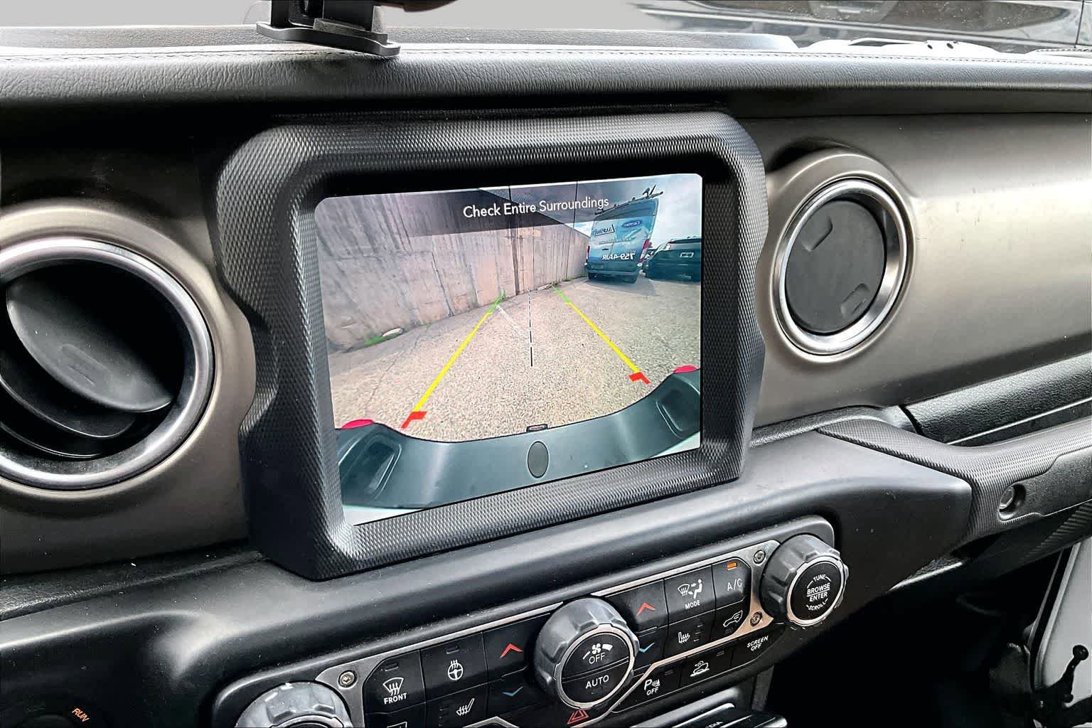 Used 2020 Jeep Gladiator Rubicon AWD/4WD image 29