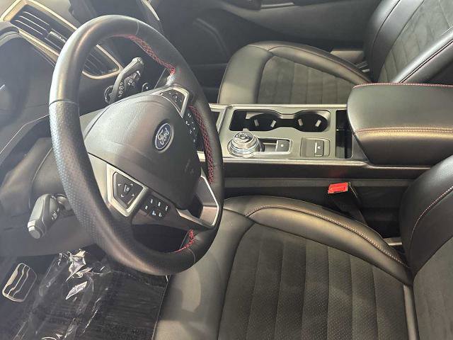 Certified 2022 Ford Edge ST-Line w/ Class II Trailer Tow Package image 24