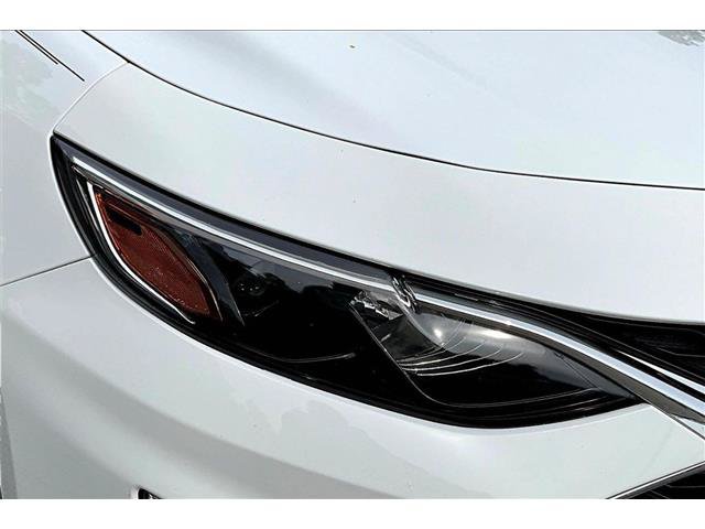 Used 2022 Chevrolet Malibu LT FWD image 34