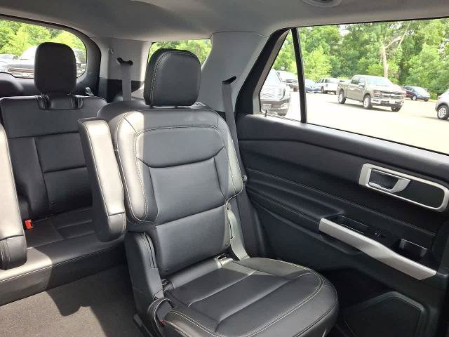 Certified 2023 Ford Explorer XLT w/ Equipment Group 202A AWD/4WD image 14
