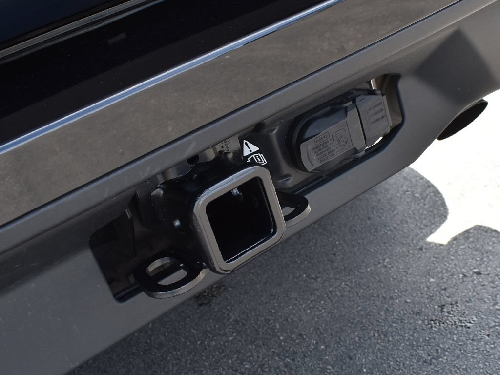Certified 2025 Ford Expedition Active AWD/4WD image 32