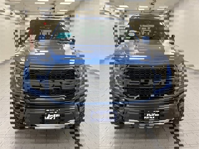 Certified 2019 Ford F150 Raptor w/ Equipment Group 802A Luxury image 4