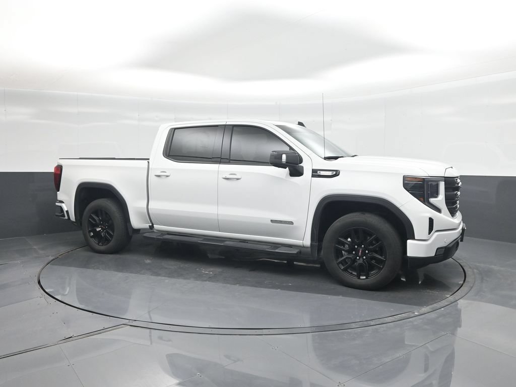 Used 2025 GMC Sierra 1500 Elevation w/ Elevation Premium Package AWD/4WD image 11