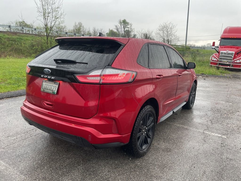 Certified 2022 Ford Edge ST-Line AWD/4WD image 6
