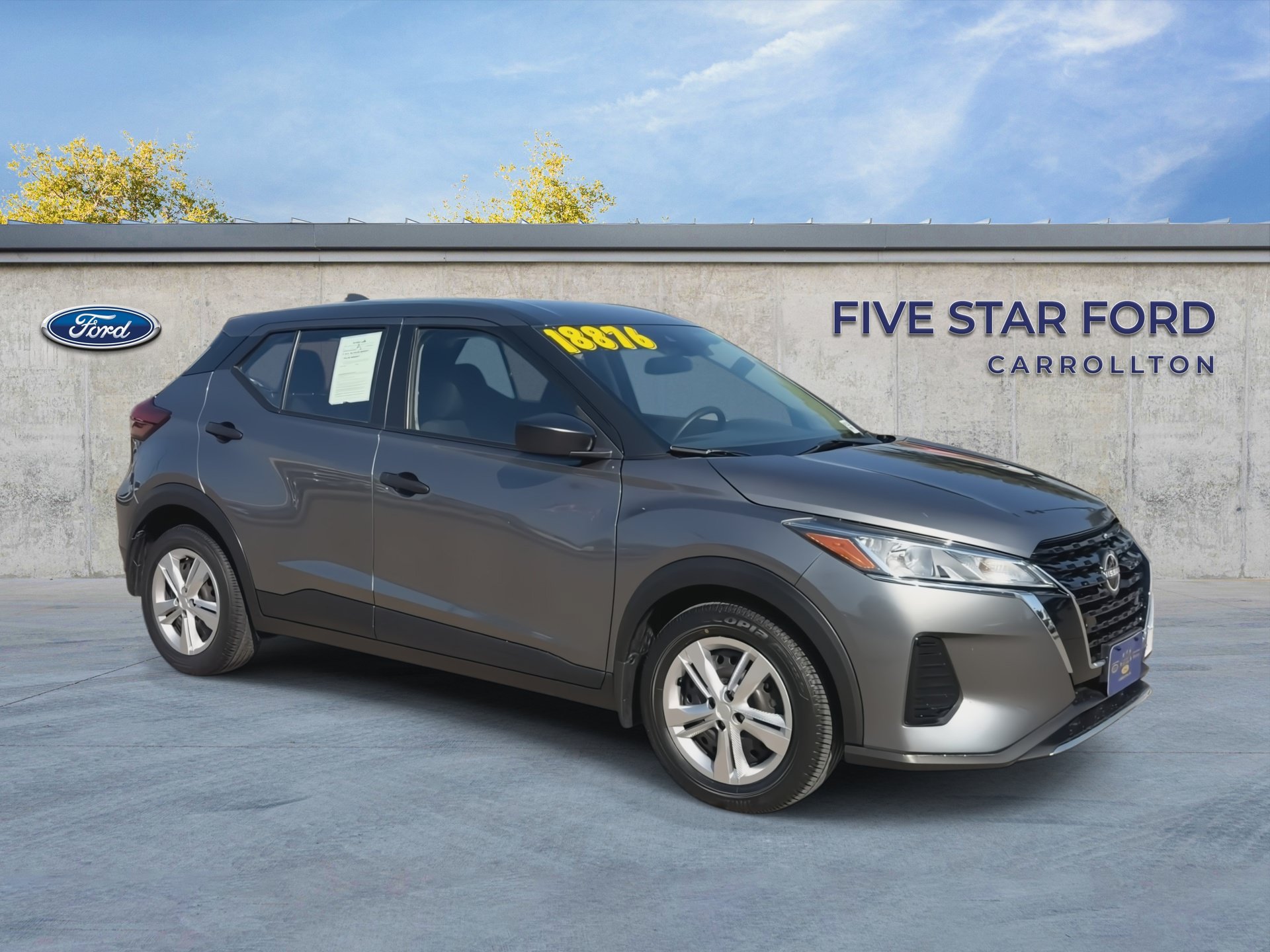 Used 2024 Nissan Kicks S FWD image 2