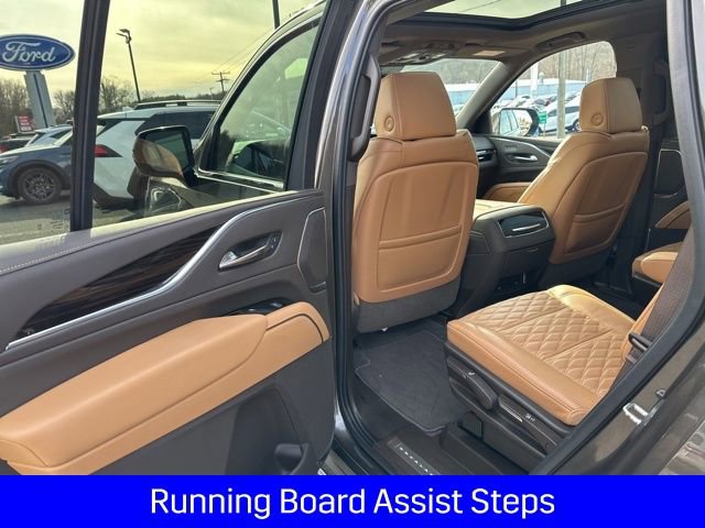 Used 2021 Cadillac Escalade Premium Luxury w/ Driver Assist Tech Package image 35