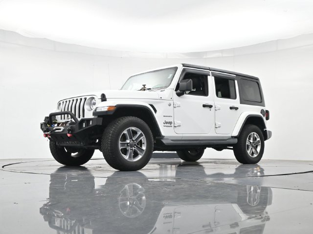 Used 2018 Jeep Wrangler Unlimited Sahara AWD/4WD image 31
