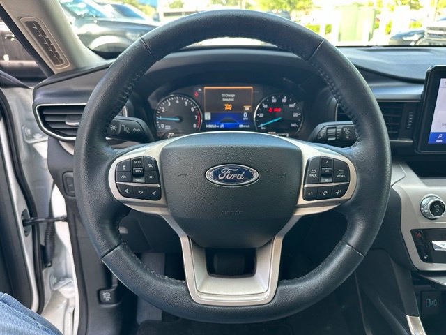 Certified 2023 Ford Explorer XLT w/ Equipment Group 202A RWD image 23