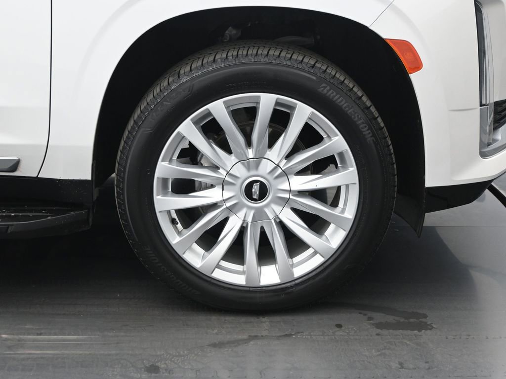 Used 2024 Cadillac Escalade Luxury w/ LPO, Floor Liner Package image 25