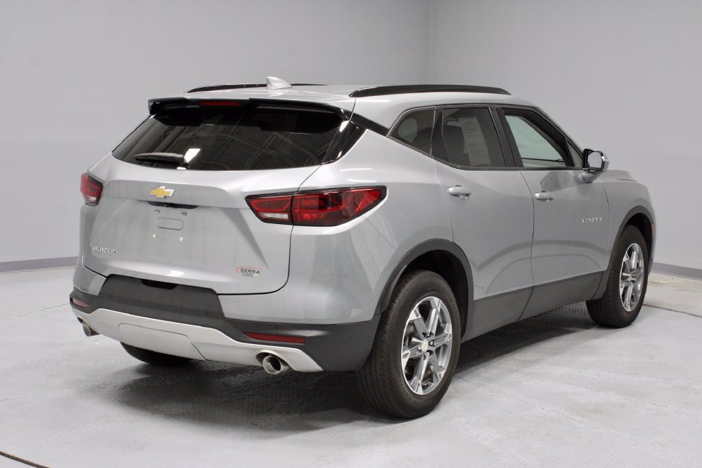 Used 2024 Chevrolet Blazer LT w/ LPO, Floor Liner Package FWD image 12