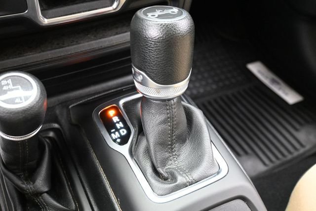 Used 2019 Jeep Wrangler Unlimited Sport AWD/4WD image 22