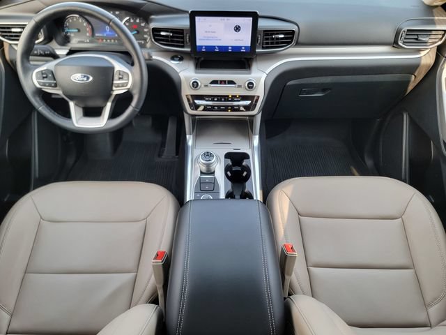 Certified 2023 Ford Explorer XLT w/ Equipment Group 202A AWD/4WD image 26