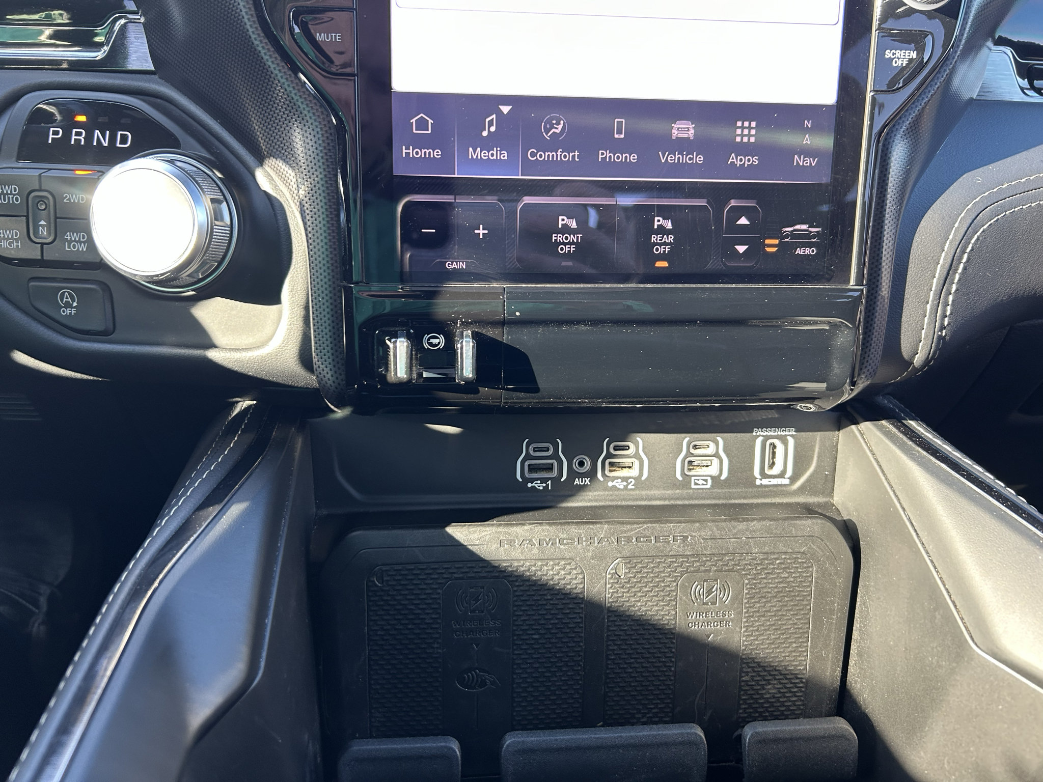 Used 2025 RAM 1500 Limited AWD/4WD image 31
