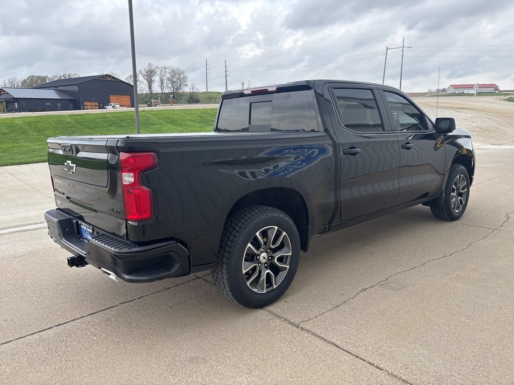 Used 2024 Chevrolet Silverado 1500 RST AWD/4WD image 4