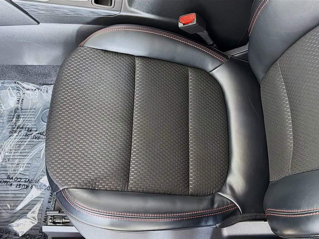 Certified 2025 Ford Escape ST-Line w/ Equipment Group 301A FWD image 22