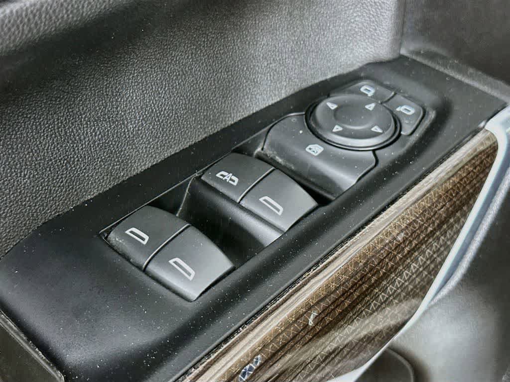 Used 2019 Chevrolet Silverado 1500 RST w/ True North Edition AWD/4WD image 25