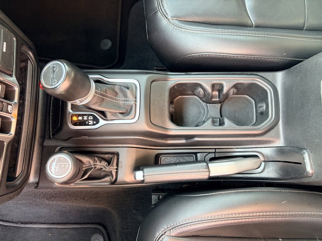 Used 2020 Jeep Wrangler Unlimited Sahara image 14